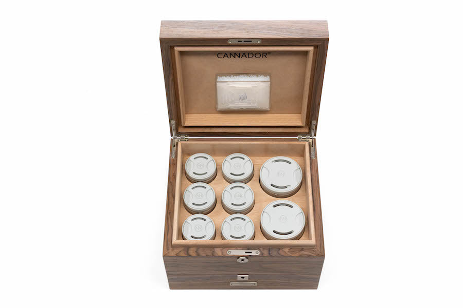 8 strain with drawer cannador humidor